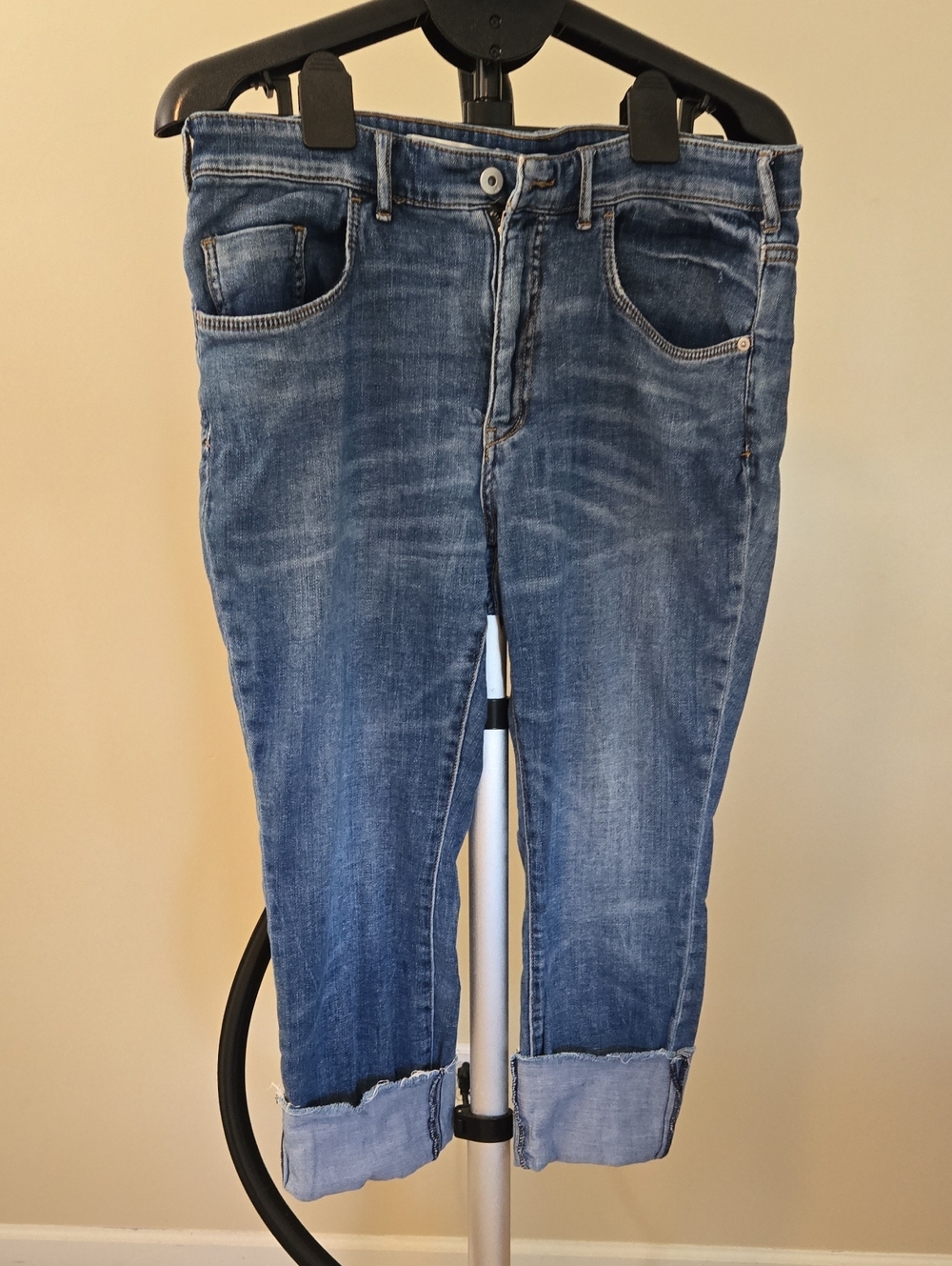 Pilcro and the Letterpress Distressed Mid-Blue Cropped Jeans
